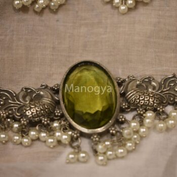 Mayuri Stone Choker Set