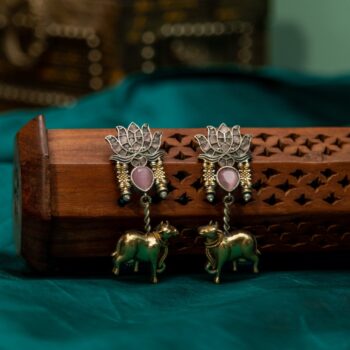 Gomati Earrings - Pink