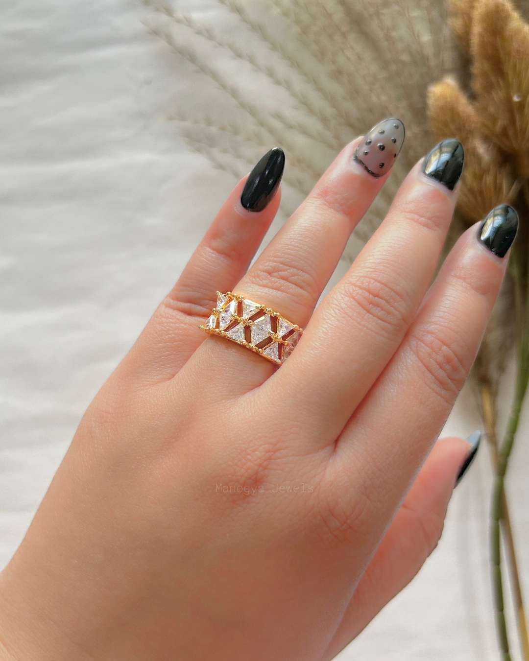 Geometric CZ Statement Band Ring