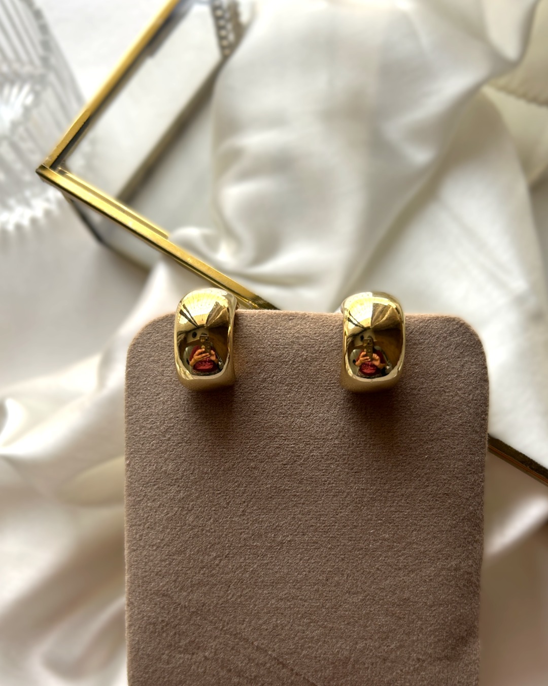 Adele Chunky Gold Hoop Earrings