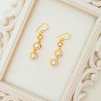 Alara Pearl Earrings