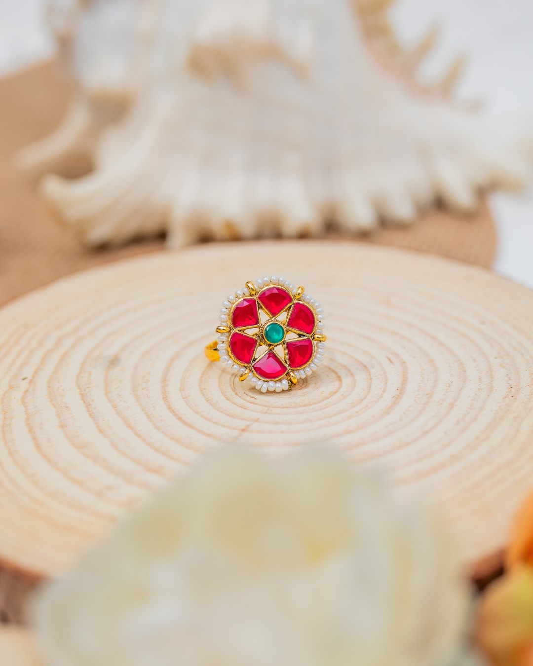 Athiya Flower Ring - Magenta
