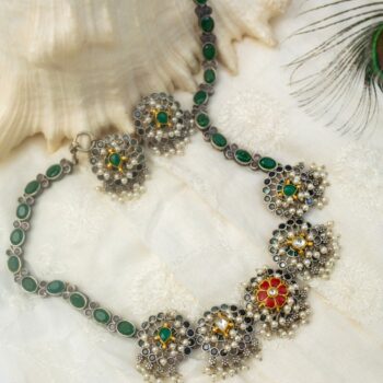 Ayesha Pachi Kundan Silver Lookalike Necklace Set