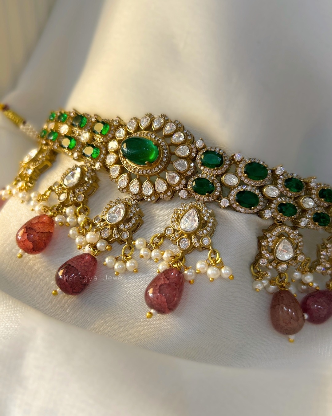 Bandhan Polki Choker Necklace Set - Emerald Green