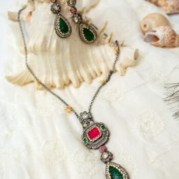Bipasha Victorian Pendant Set - Green/Pink