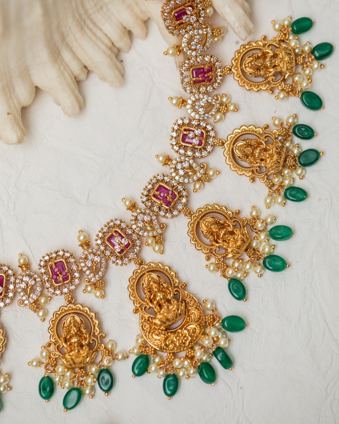 Chaya Temple Necklace Set