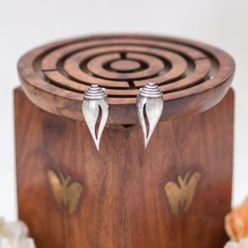 Devki Shankh Earrings