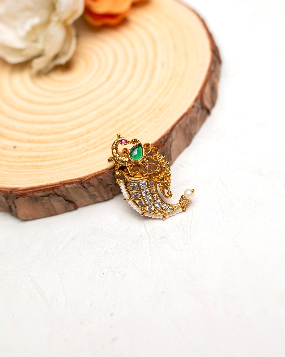 Kalki Peacock Saree Pin - Green