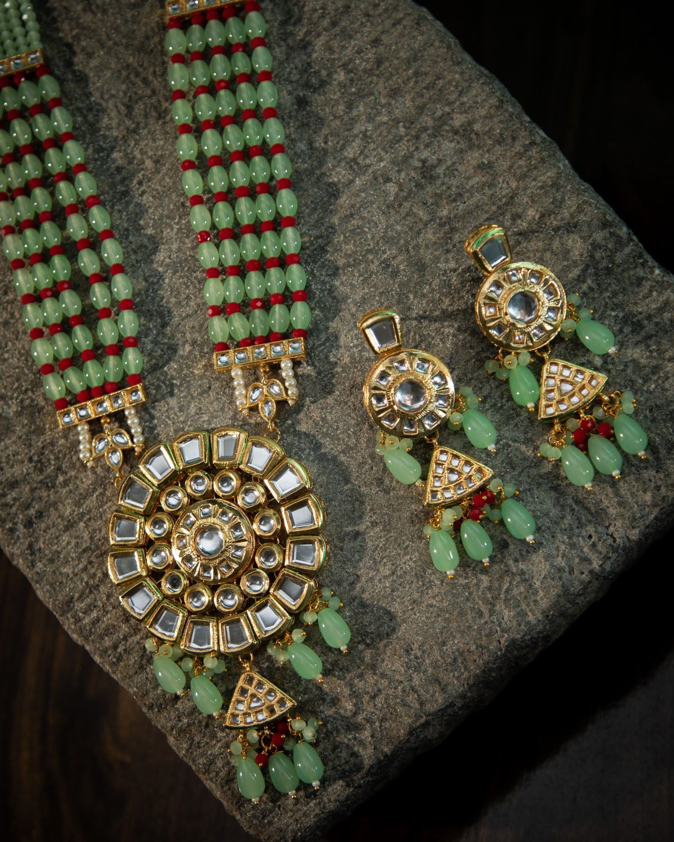 Madhavi Long Kundan Necklace Set – Sea Green