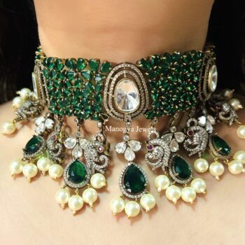 Mahtab Polki Choker Necklace Set - Emerald Green