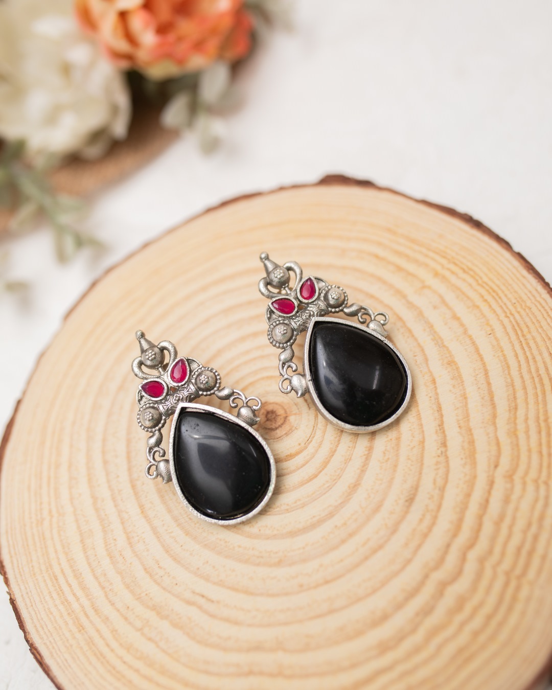 Miray Stone Earrings - Black