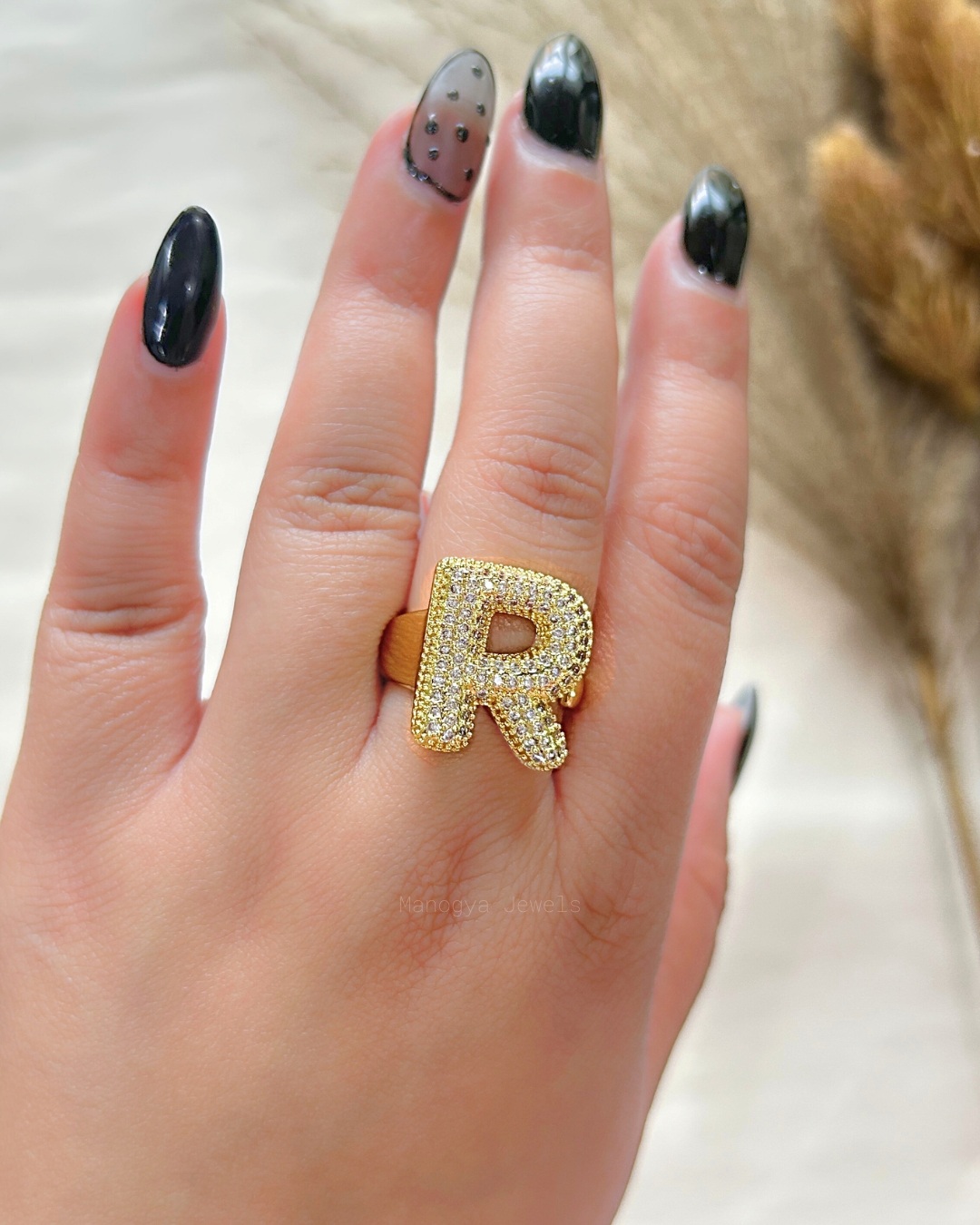 R1web.jpg