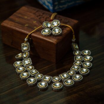 Saya Polki Necklace Set