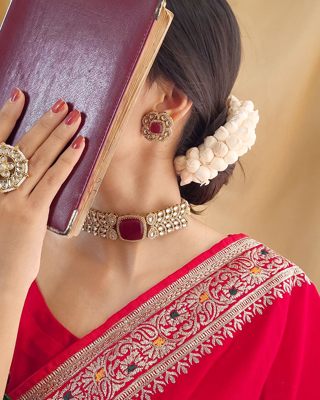 Shyama Kundan Choker Necklace Set - Maroon