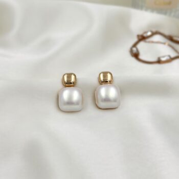 Venice Square Pearl Earrings
