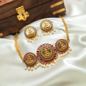 Mrunal Laxmi Choker Necklace Set