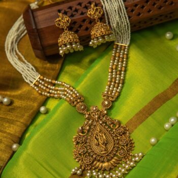 Murli Necklace Set