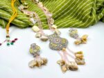 Sarayu Mother of Pearl Necklace – Pink